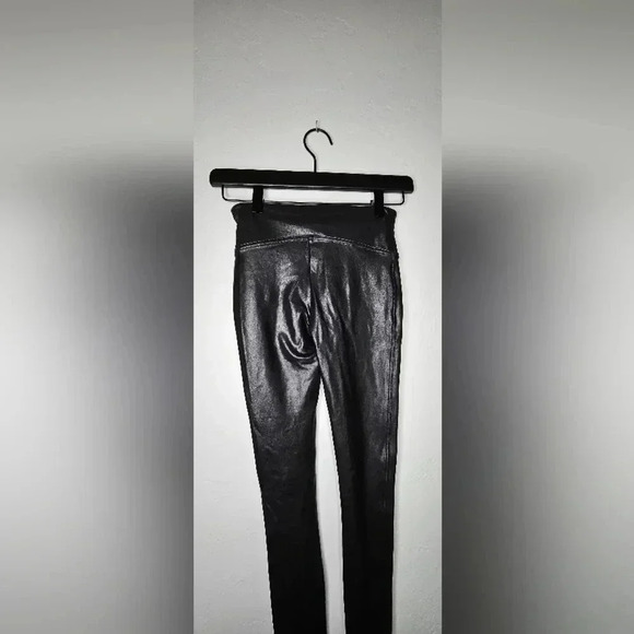 Spanx Faux Leather Leggings XS in Black​ - Picture 5 of 8